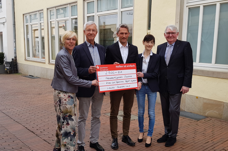 Hauptfoto_Lions-Club Osnabrücker Land unterstützt die Beratung mit 2.500 Euro